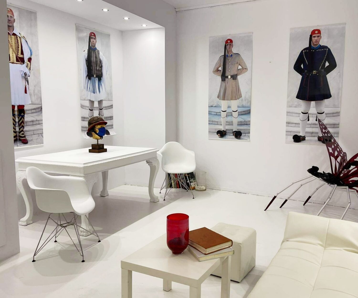 Δήμητρα Χατζηαδάμ Έκθεση Φωτογραφίας ΕΥΖΩΝΕΣ Οι φύλακες των αφανών